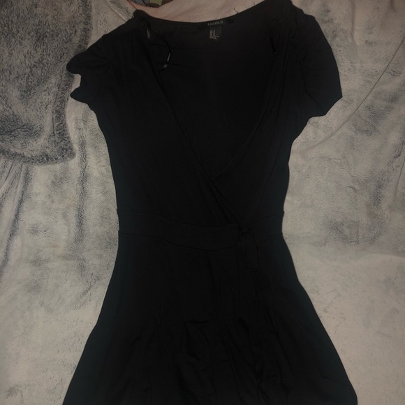 Forever 21 Dresses & Skirts - Black Skort dress Forever 21 Dresses & Skirts - Black Skort dress